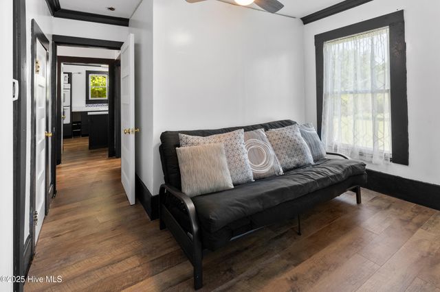 6525 Nc-33, Grimesland, NC 27837