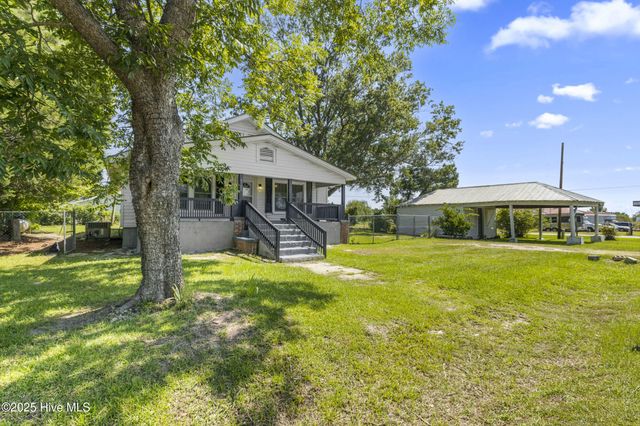 6525 Nc-33, Grimesland, NC 27837