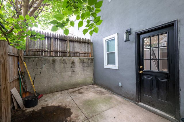 2117 MOUNTAIN ST, Philadelphia, PA 19145