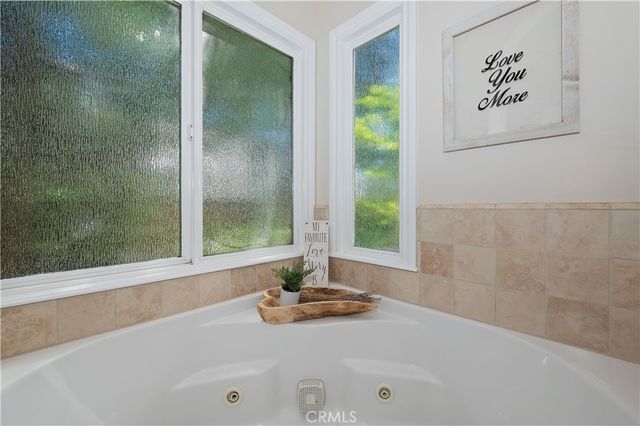 757 Nadelhorn Drive, Lake Arrowhead, CA 92352