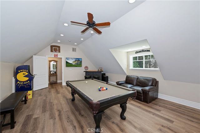 757 Nadelhorn Drive, Lake Arrowhead, CA 92352