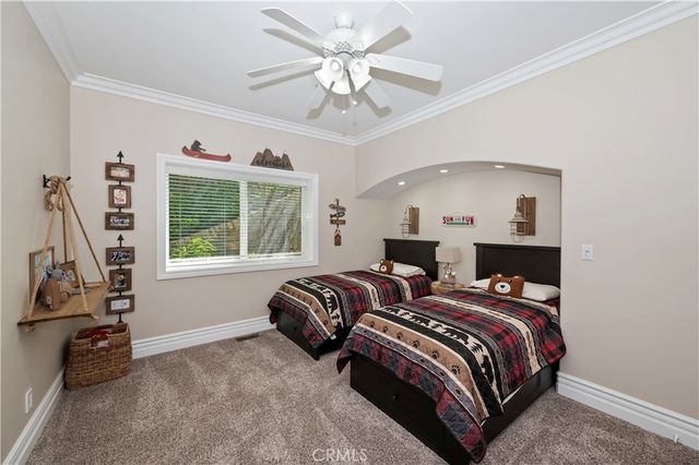 757 Nadelhorn Drive, Lake Arrowhead, CA 92352