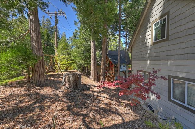 757 Nadelhorn Drive, Lake Arrowhead, CA 92352
