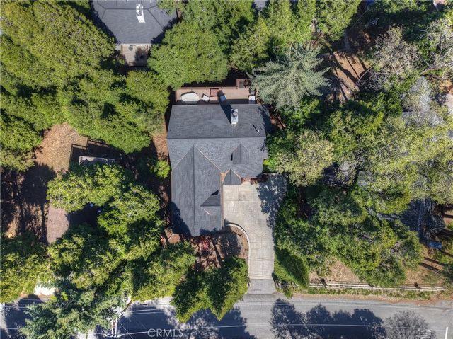 757 Nadelhorn Drive, Lake Arrowhead, CA 92352