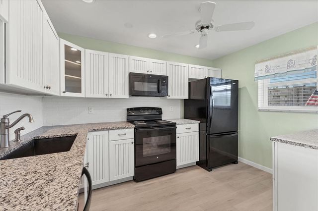 4080 IRONWOOD CIRCLE W 306C, Bradenton, FL 34209