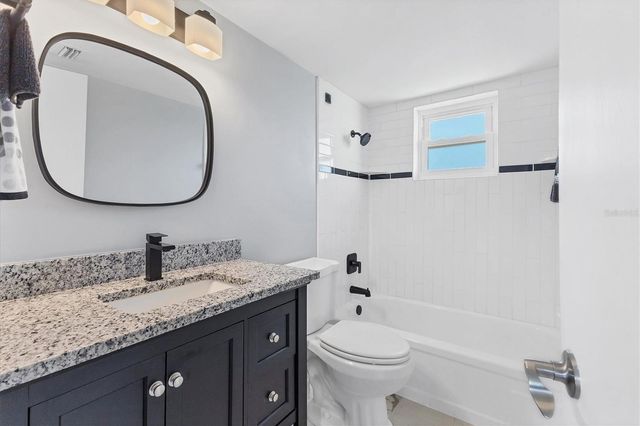 4080 IRONWOOD CIRCLE W 306C, Bradenton, FL 34209