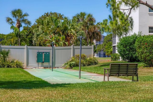 4080 IRONWOOD CIRCLE W 306C, Bradenton, FL 34209