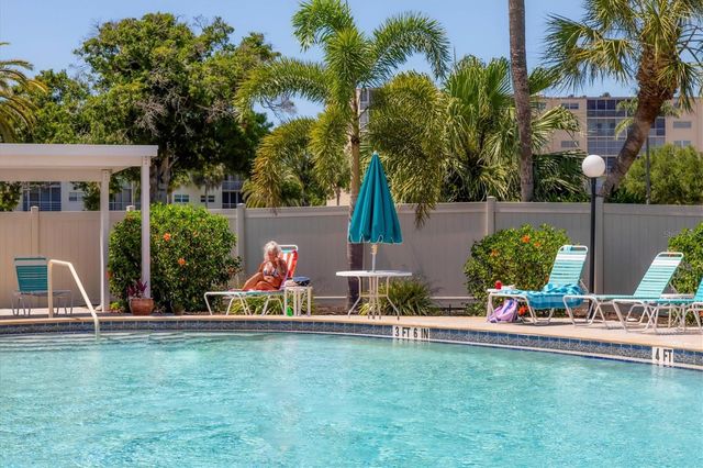 4080 IRONWOOD CIRCLE W 306C, Bradenton, FL 34209