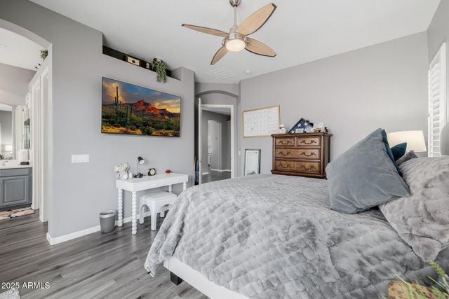 6816 S PINEHURST Drive, Gilbert, AZ 85298