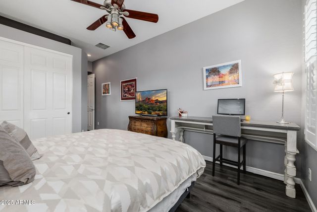 6816 S PINEHURST Drive, Gilbert, AZ 85298