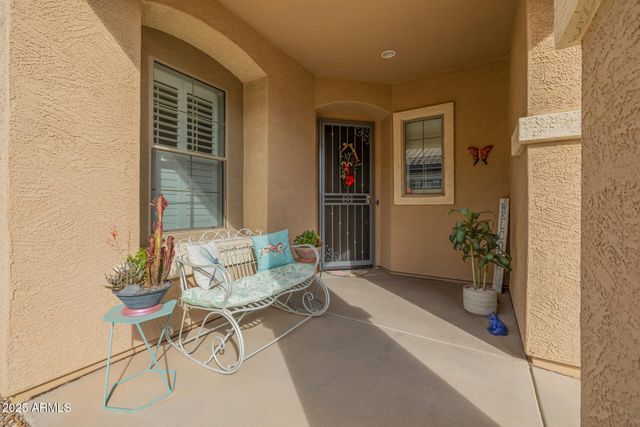 6816 S PINEHURST Drive, Gilbert, AZ 85298