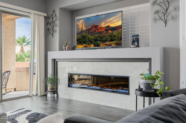 6816 S PINEHURST Drive, Gilbert, AZ 85298