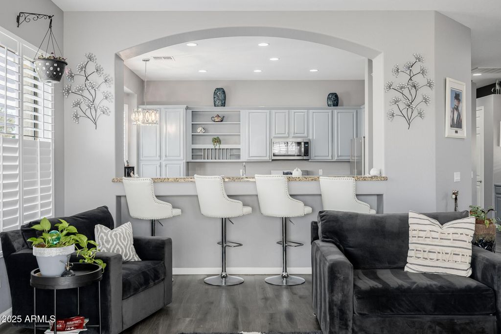 Image 17 of property listing at 6816 S PINEHURST Drive, Gilbert, AZ 85298
