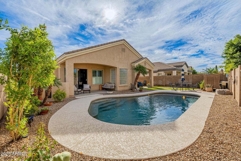 Image 44 of property listing at 6816 S PINEHURST Drive, Gilbert, AZ 85298