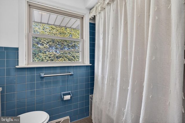 325 MURRY HILL DR, Lancaster, PA 17601