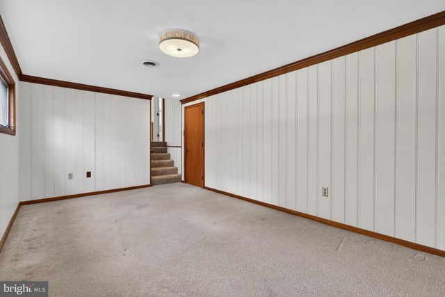 325 MURRY HILL DR, Lancaster, PA 17601