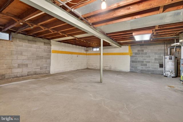 325 MURRY HILL DR, Lancaster, PA 17601