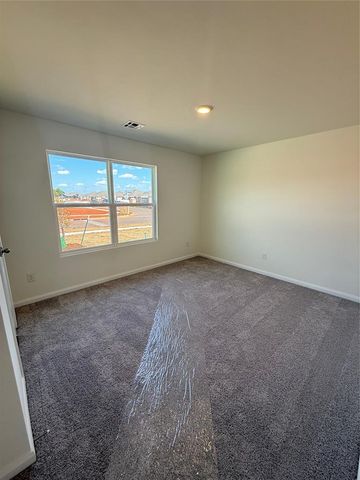 949 S Buffalo Lane, Mustang, OK 73064