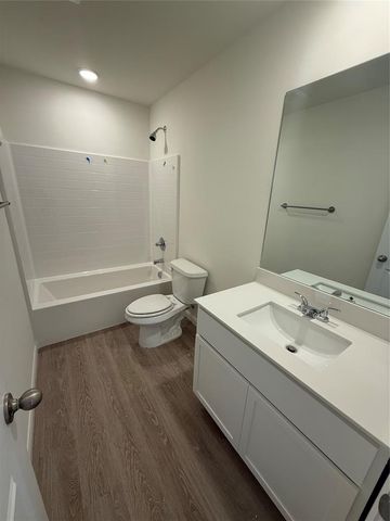 949 S Buffalo Lane, Mustang, OK 73064