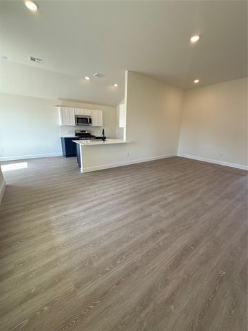 949 S Buffalo Lane, Mustang, OK 73064