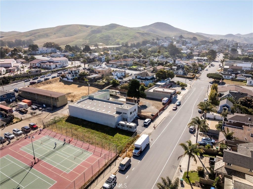 Image 4 of property listing at 0 Ash Avenue, Cayucos, CA 93430
