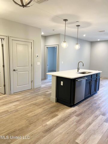 2501 Bienville Boulevard, 533, Ocean Springs, MS 39564