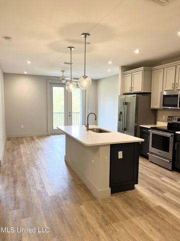 2501 Bienville Boulevard, 533, Ocean Springs, MS 39564