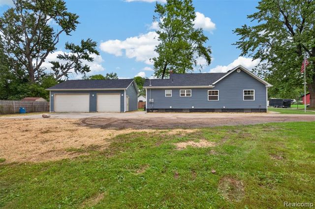 691 E Tennyson Avenue, Pontiac, MI 48340