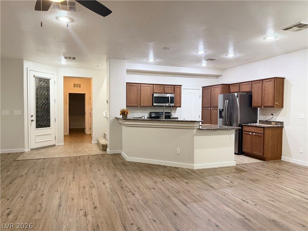 9723 Aleutian Street, Las Vegas, NV 89178 — photo 2