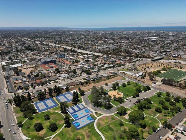 2307 9 E 5th, National City, CA 91950