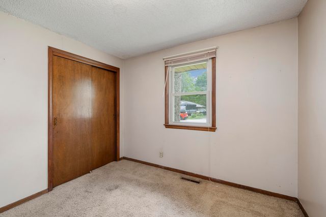 1237 S Brite Avenue, Springfield, MO 65807