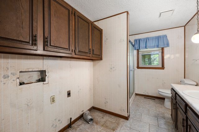 1237 S Brite Avenue, Springfield, MO 65807