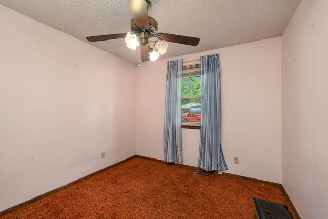 1237 S Brite Avenue, Springfield, MO 65807