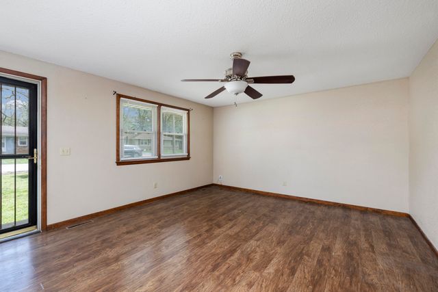 1237 S Brite Avenue, Springfield, MO 65807