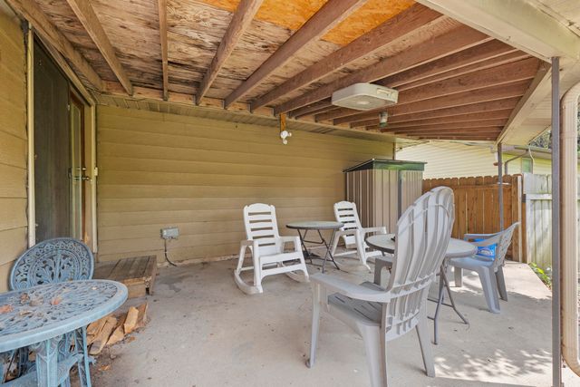 1237 S Brite Avenue, Springfield, MO 65807