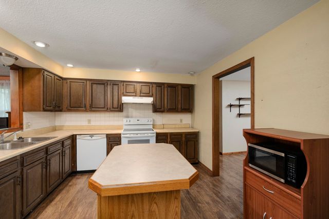 1237 S Brite Avenue, Springfield, MO 65807