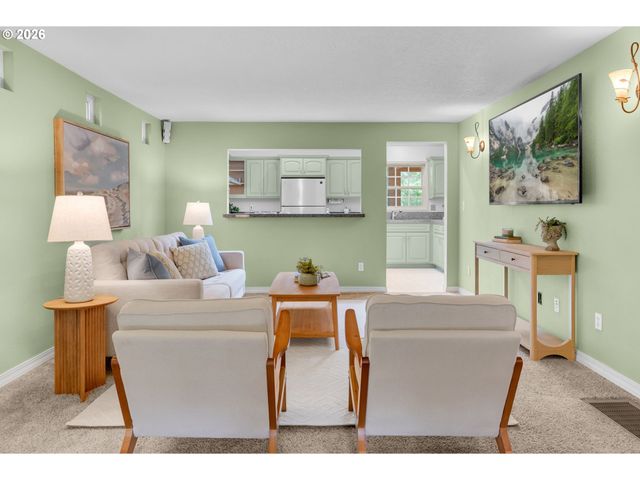 9255 Sw BOONES FERRY Rd, Portland, OR 97219