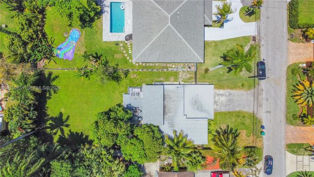 360 NE 116th ST, Miami, FL 33161