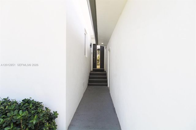 360 NE 116th ST, Miami, FL 33161