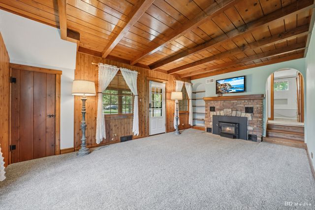 12343 S 70th Avenue, Palos Heights, IL 60463
