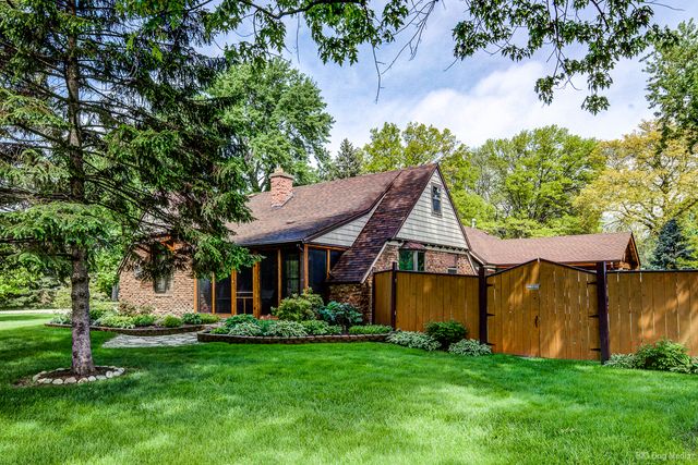 12343 S 70th Avenue, Palos Heights, IL 60463