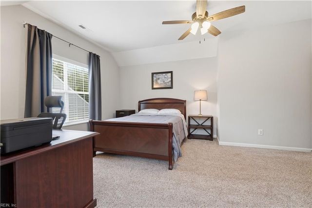 2713 Livingston LOOP, Virginia Beach, VA 23456