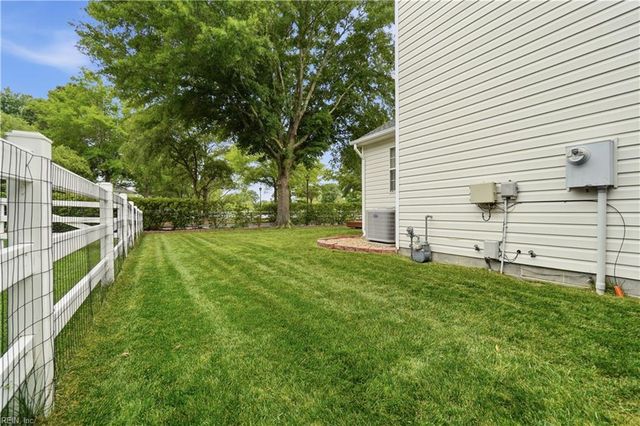 2713 Livingston LOOP, Virginia Beach, VA 23456