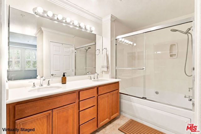 12963 Runway Road 218, Los Angeles, CA 90094