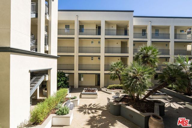 12963 Runway Road 218, Los Angeles, CA 90094