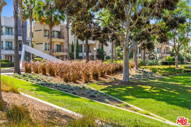 12963 Runway Road 218, Los Angeles, CA 90094