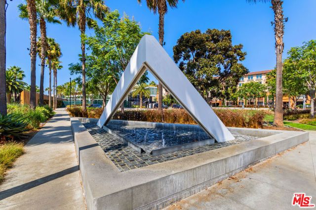 12963 Runway Road 218, Los Angeles, CA 90094