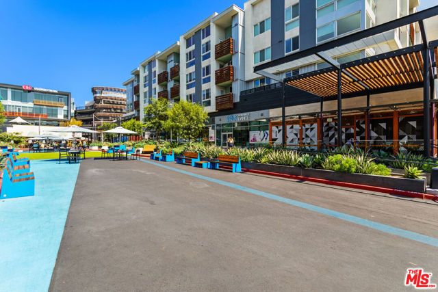 12963 Runway Road 218, Los Angeles, CA 90094