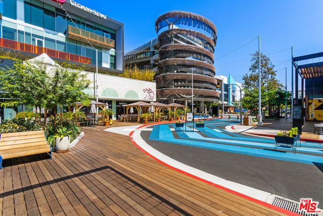 12963 Runway Road 218, Los Angeles, CA 90094