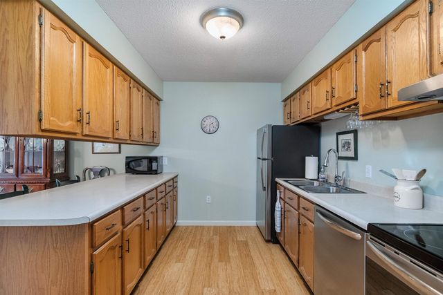 34 Brickyard Rd Unit 14, Essex Junction, VT 05452